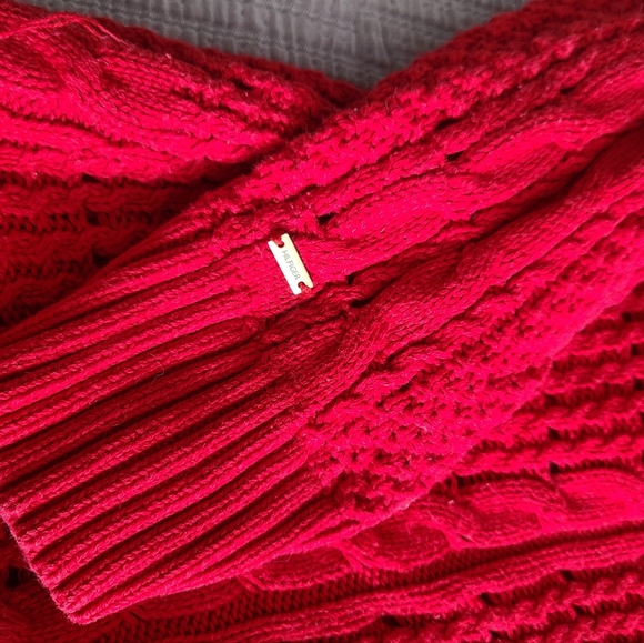 Tommy Hilfiger Women's Vibrant Red Cable Knit Sweater - Picture 5 of 6